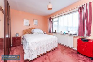 Bedroom- click for photo gallery